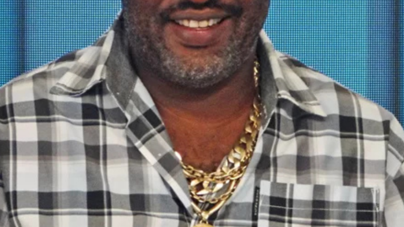 Quem era o cantor de funk que foi morto aos 49 anos e deixou três esposas?