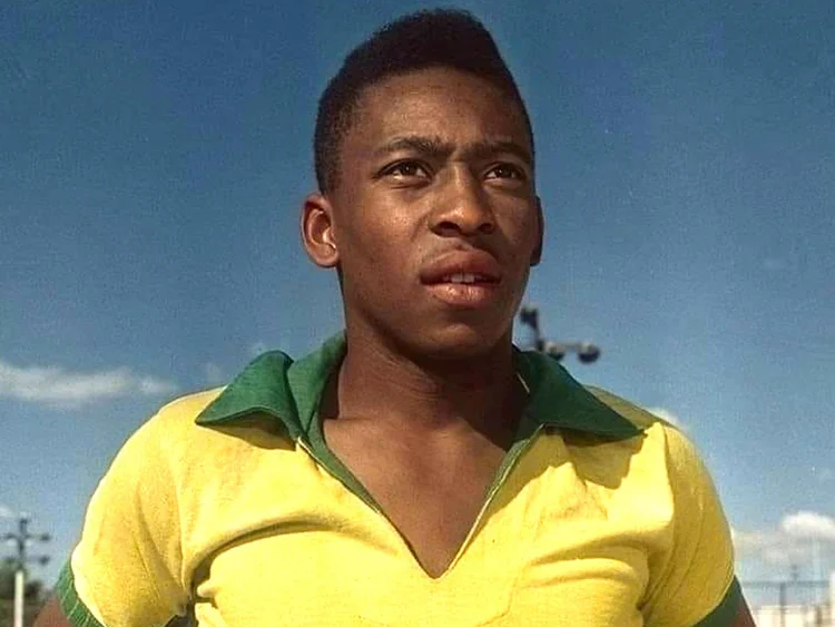 Quem foram os jogadores mais jovens a disputar uma Copa do Mundo