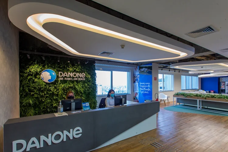 Quer trabalhar na Danone? Multinacional abre vagas de estágio com foco em inovação e flexibilidade