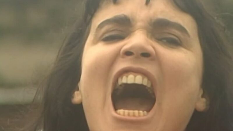 ‘Rainha da Sucata’: Presa, Maria do Carmo toma decisão definitiva sobre sua vida amorosa