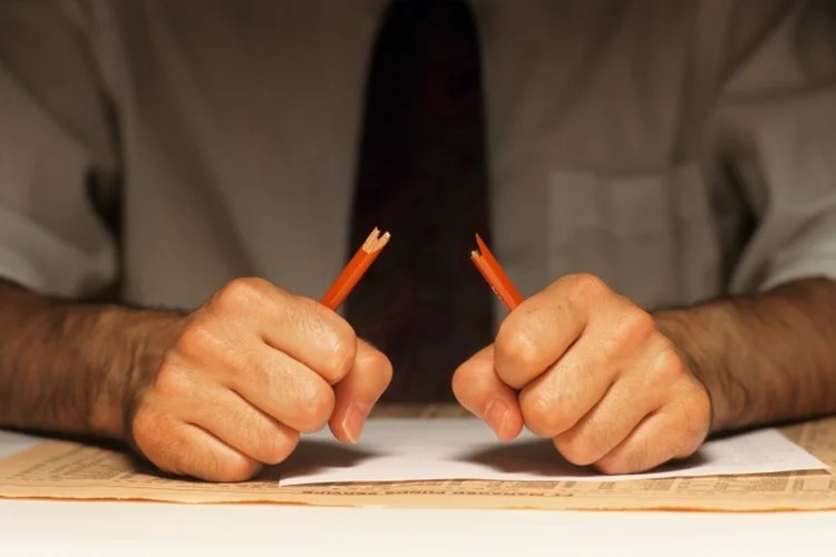 Raiva: quando o sentimento que movimentou a internet também aparece no trabalho