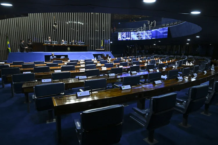 Real Time Big Data: Cid Gomes e Capitão Wagner lideram corrida ao Senado no Ceará