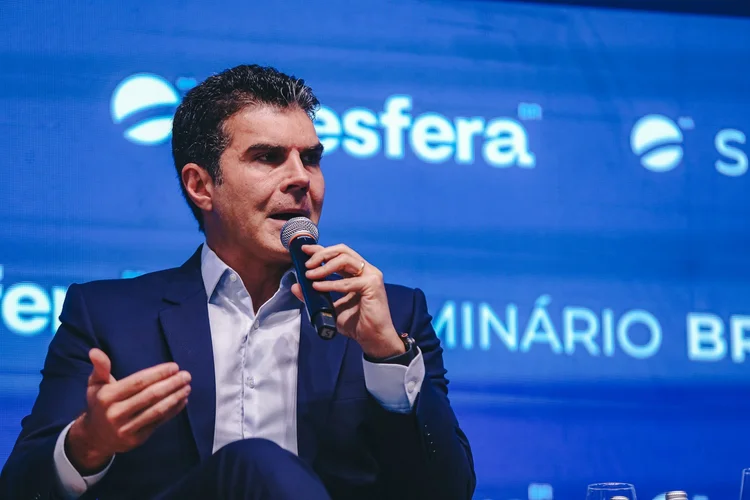 Real Time Big Data: Helder e Éder Mauro lideram disputa pelo Senado no Pará