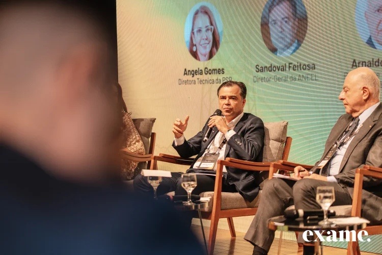 Reduzir subsídios na conta de energia é maior desafio do setor, avaliam especialistas