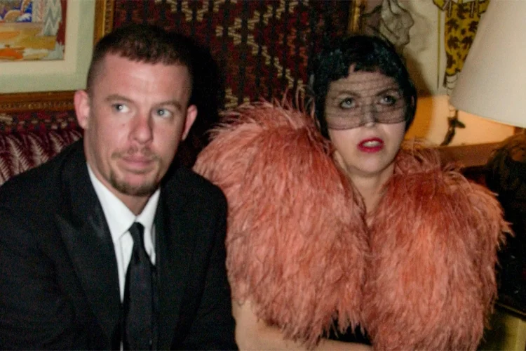 Relação entre Alexander McQueen e Isabella Blow será tema de nova produção
