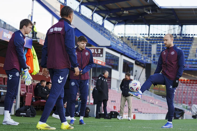 República Tcheca x Dinamarca: veja horário e onde assistir jogo hoje