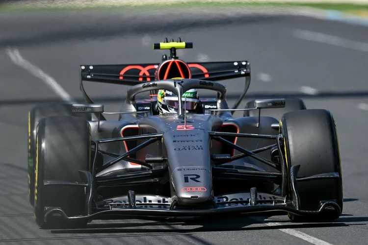 Revolut aposta em 'golpe de sorte' na Fórmula 1 para avançar no Brasil