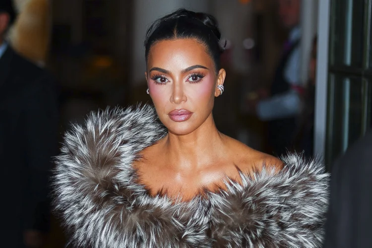 Roubo milionário contra Kim Kardashian em Paris ganha docussérie inédita