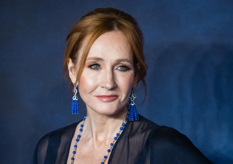 Rowling nega convite a Epstein para peça de 'Harry Potter' na Broadway