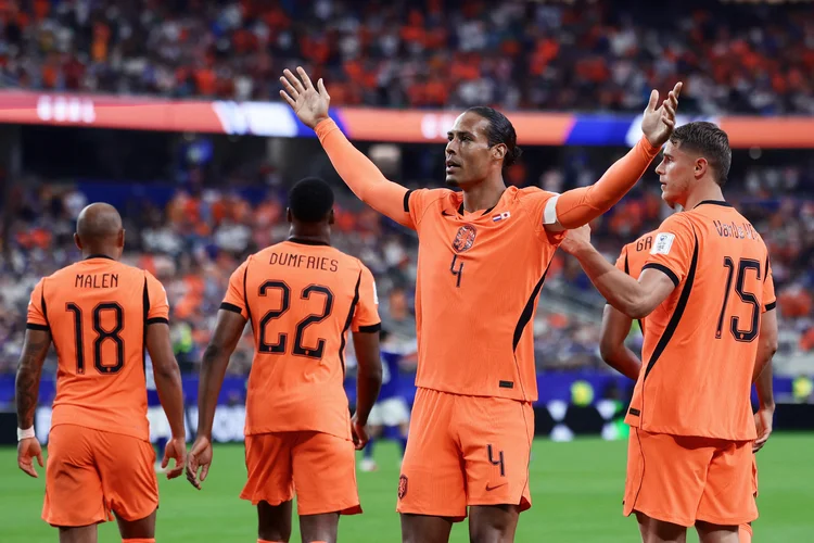 Saiba por que a Holanda usa a cor laranja em seu uniforme