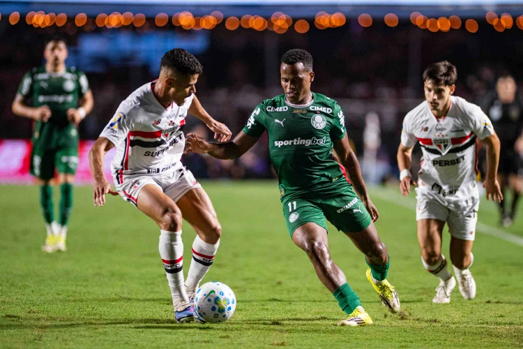 São Paulo perde para o Palmeiras em casa, e Arias decide o Choque Rei
