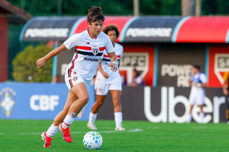 São Paulo x Grêmio hoje: veja horário, onde assistir e escalações