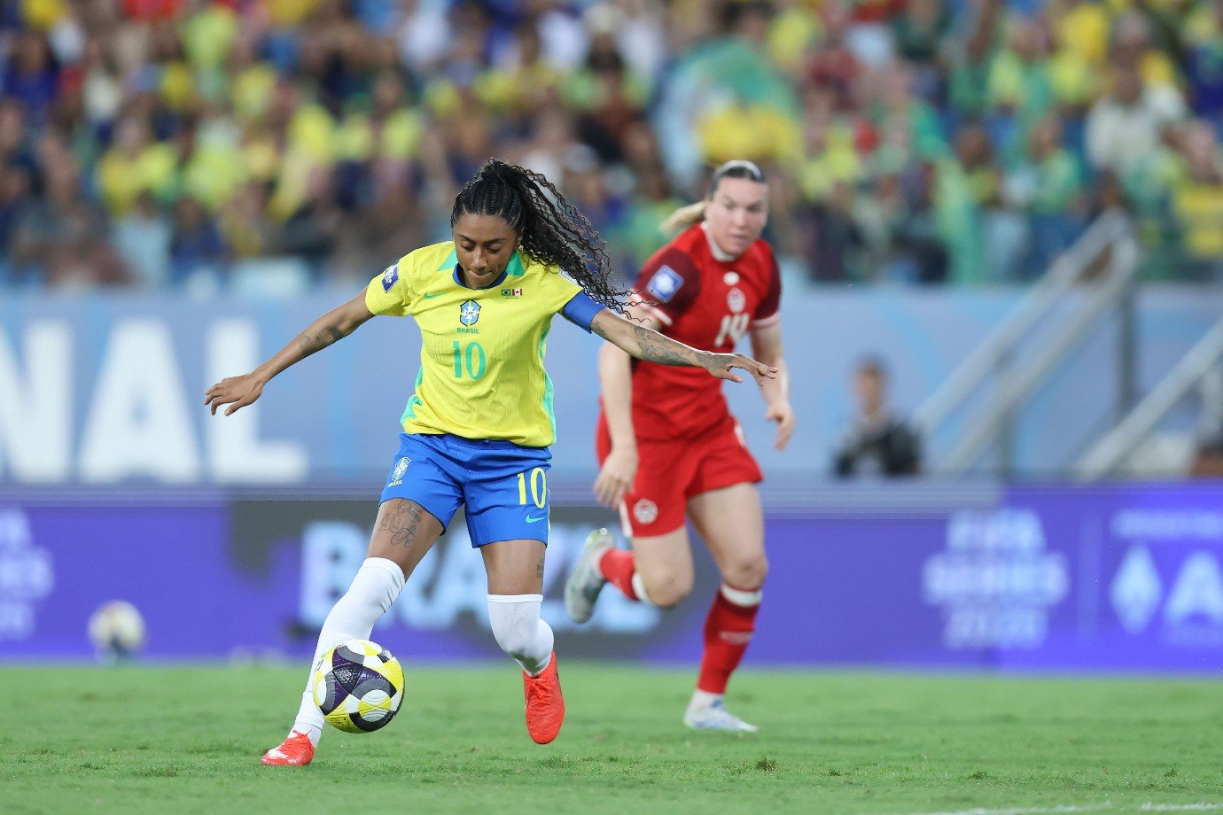 Seleção feminina vence Fifa Series e amplia invencibilidade no Brasil