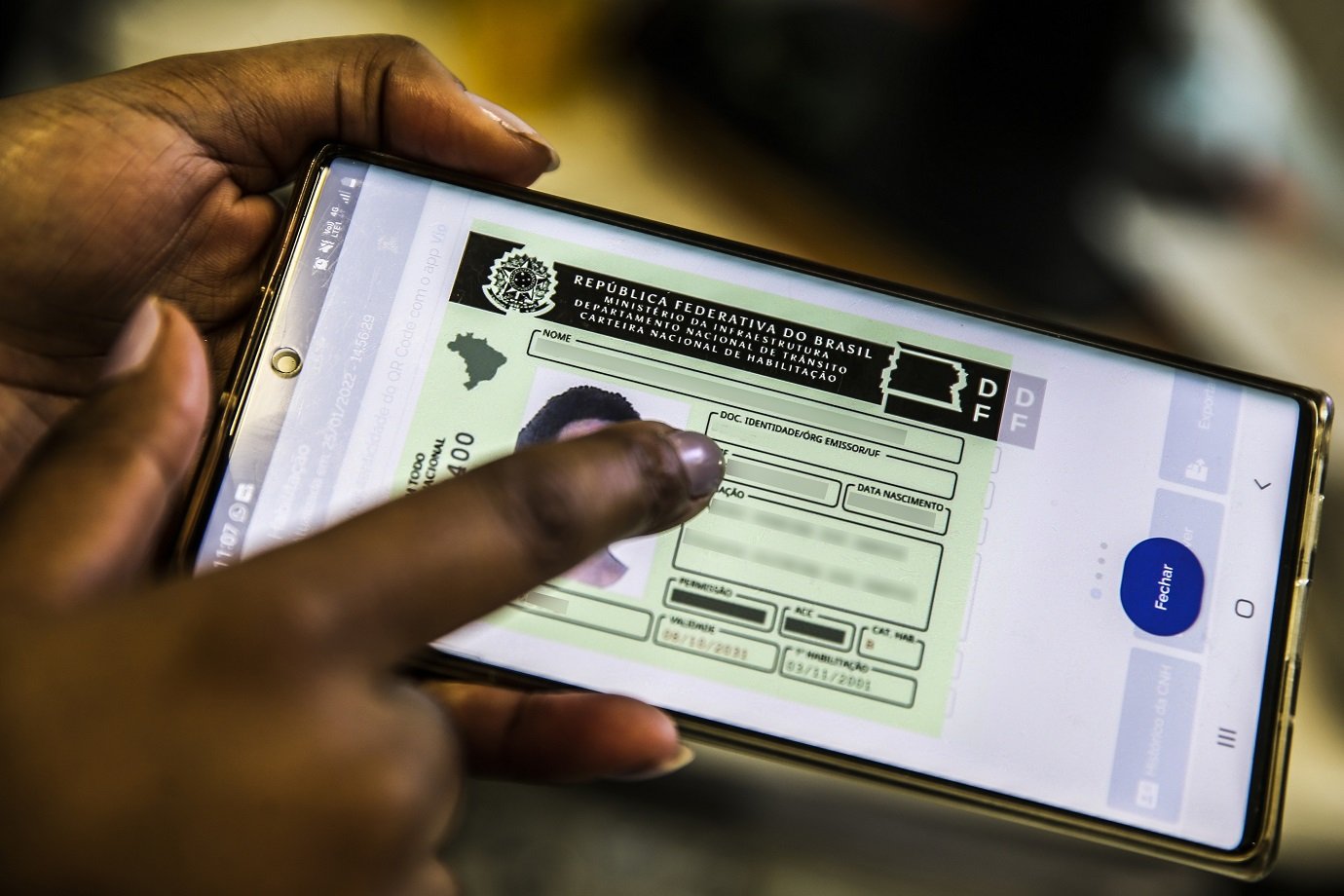 Senado aprova MP de renovação automática da CNH para 'bons condutores'