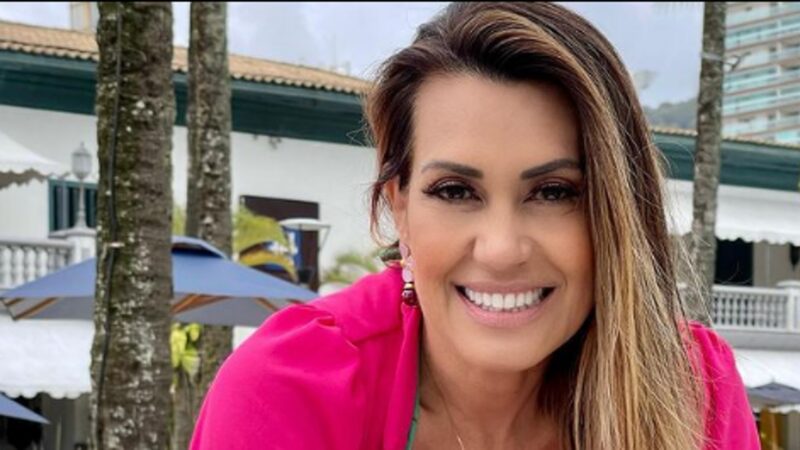 Solange Frazão aproveita viagem romântica com novo namorado; veja fotos