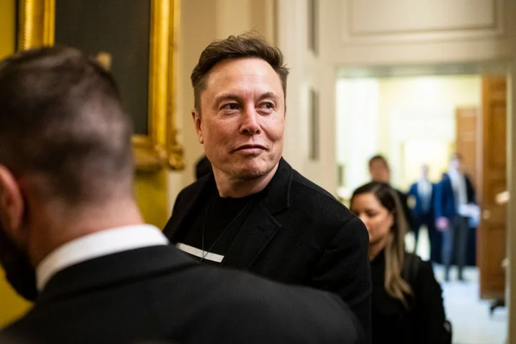 SpaceX ultrapassa Amazon e encosta na Microsoft em valor de mercado