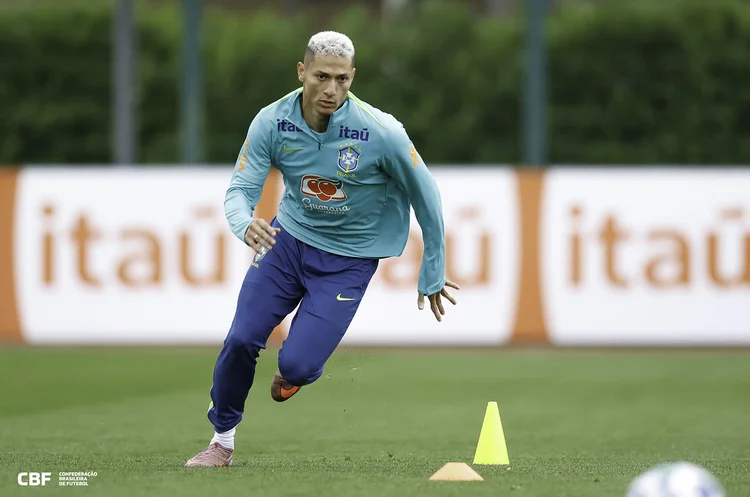 Sucesso nas redes sociais, entenda por que Richarlison não foi convocado para a Copa