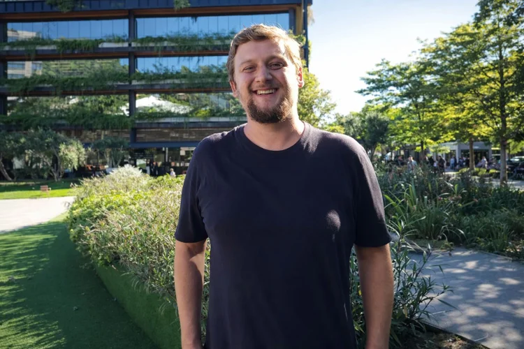 Sul se consolida como nº2 em vendas B2B e encosta no Sudeste em salários