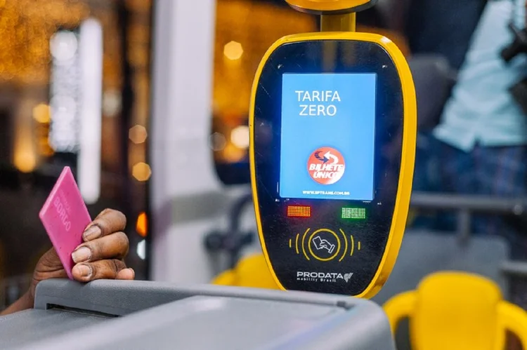 Tarifa zero e 'bonde digital': como o transporte pode entrar na disputa presidencial