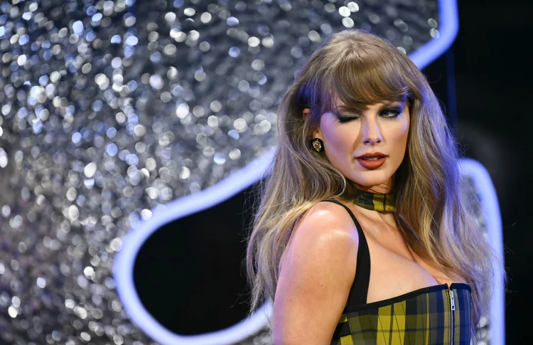 Taylor Swift domina recordes de estreia na história do Spotify