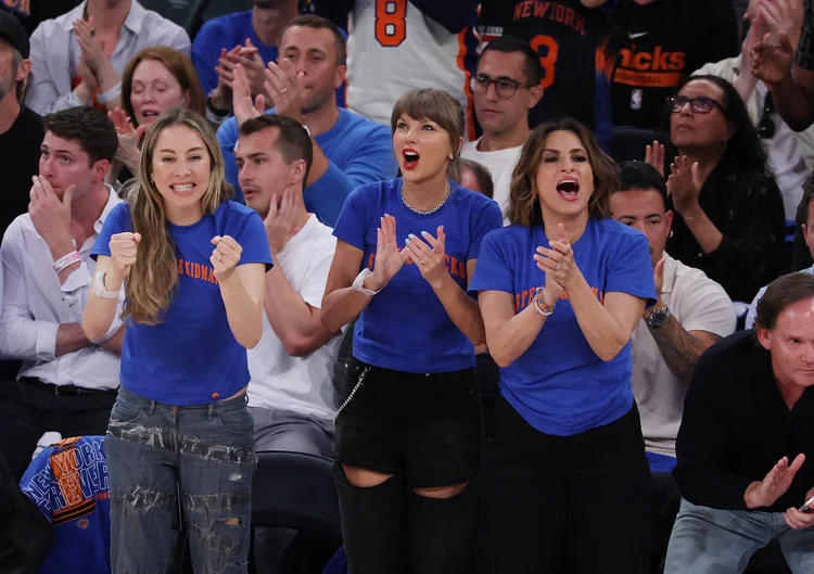 Taylor Swift vale ouro? Assento usado pela cantora na NBA é vendido por R$ 38 mil