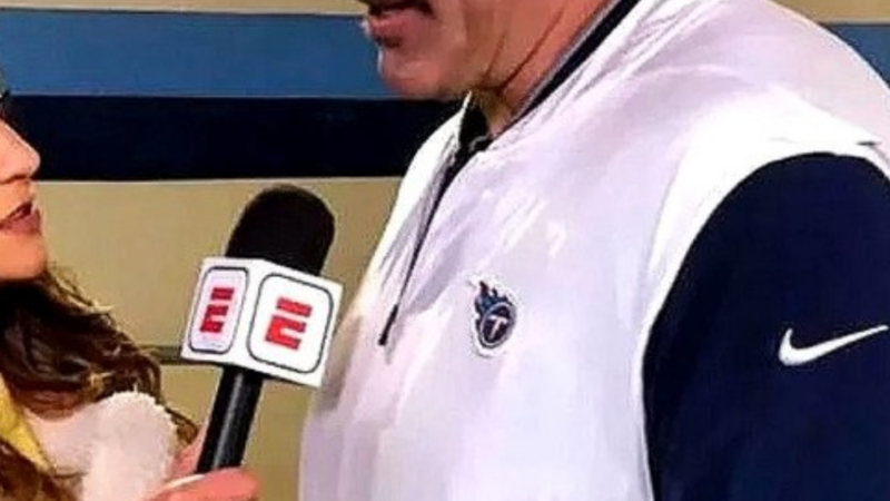 Técnico esportivo e famosa repórter casada são flagrados juntos