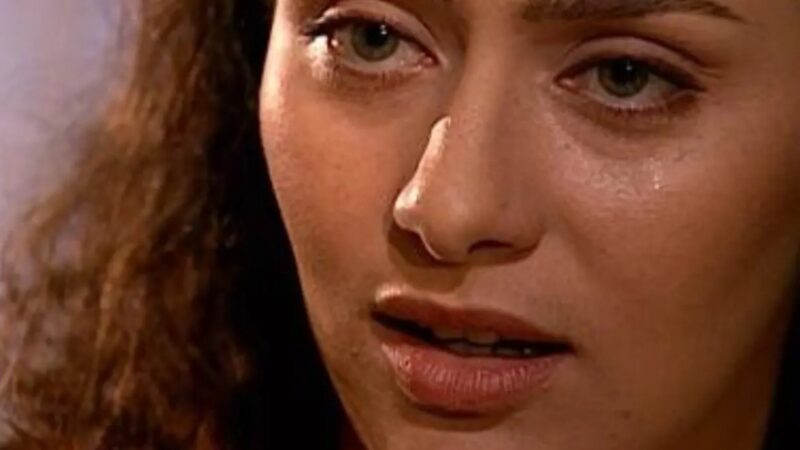 ‘Terra Nostra’: Após Francesco fechar banco, Paola fica desesperada