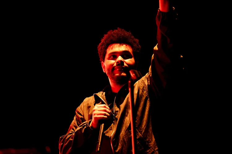The Weeknd colocou seu catálogo para trabalhar — e levantou US$ 1 bilhão