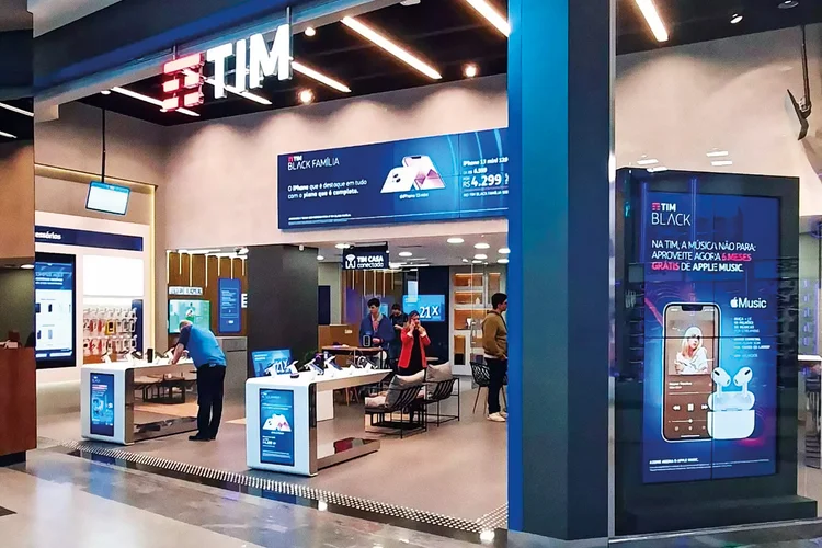 TIM paga mais imposto no 1º tri e lucro vem abaixo do esperado; ação cai