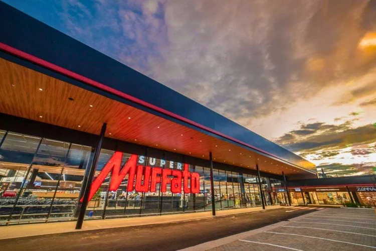 Três adolescentes herdaram um supermercado no Paraná e construíram um império de R$ 20 bilhões