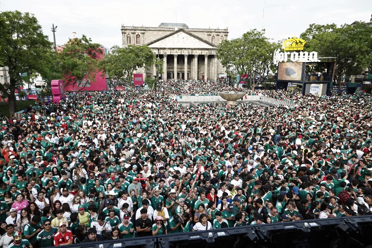 Três pessoas morrem durante festa por classificação do México na Copa do Mundo