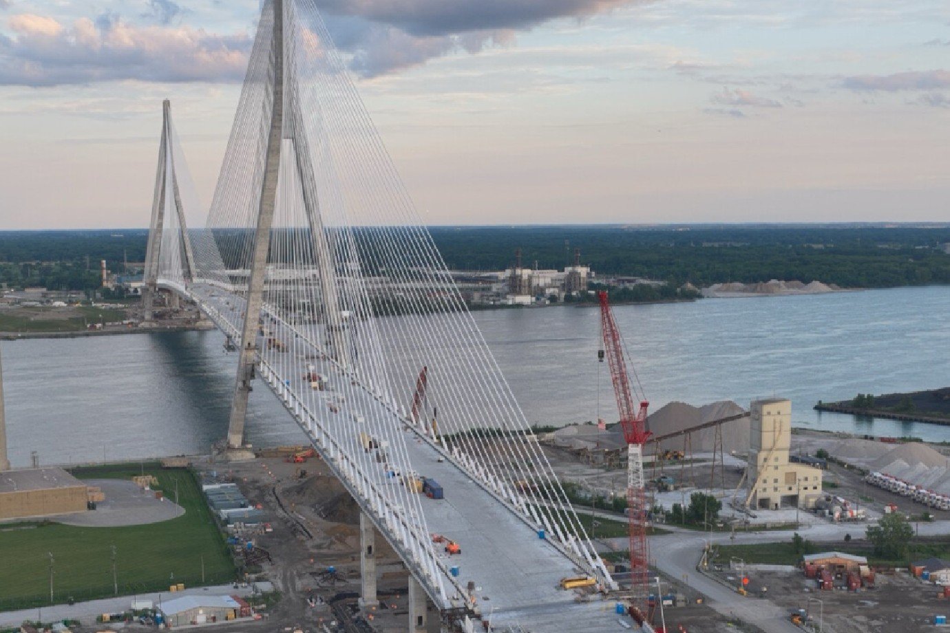 Trump ameaça bloquear abertura de nova ponte entre EUA e Canadá: 'Nos trataram de forma injusta'