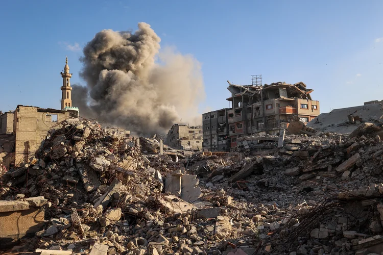 Trump anuncia mais de US$ 5 bilhões do Conselho de Paz para reconstrução de Gaza