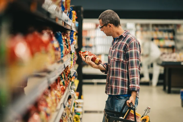 Trump no supermercado: por que o preço dos alimentos deve influenciar as midterms nos EUA