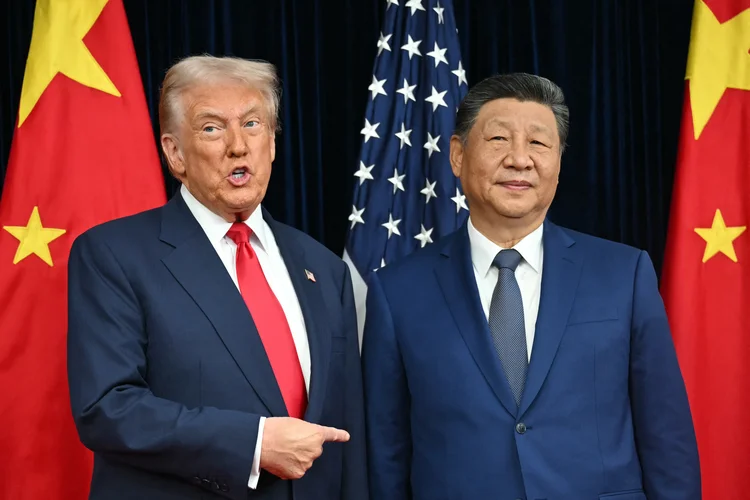 Trump pressionará Xi sobre Irã durante visita oficial à China, diz agência