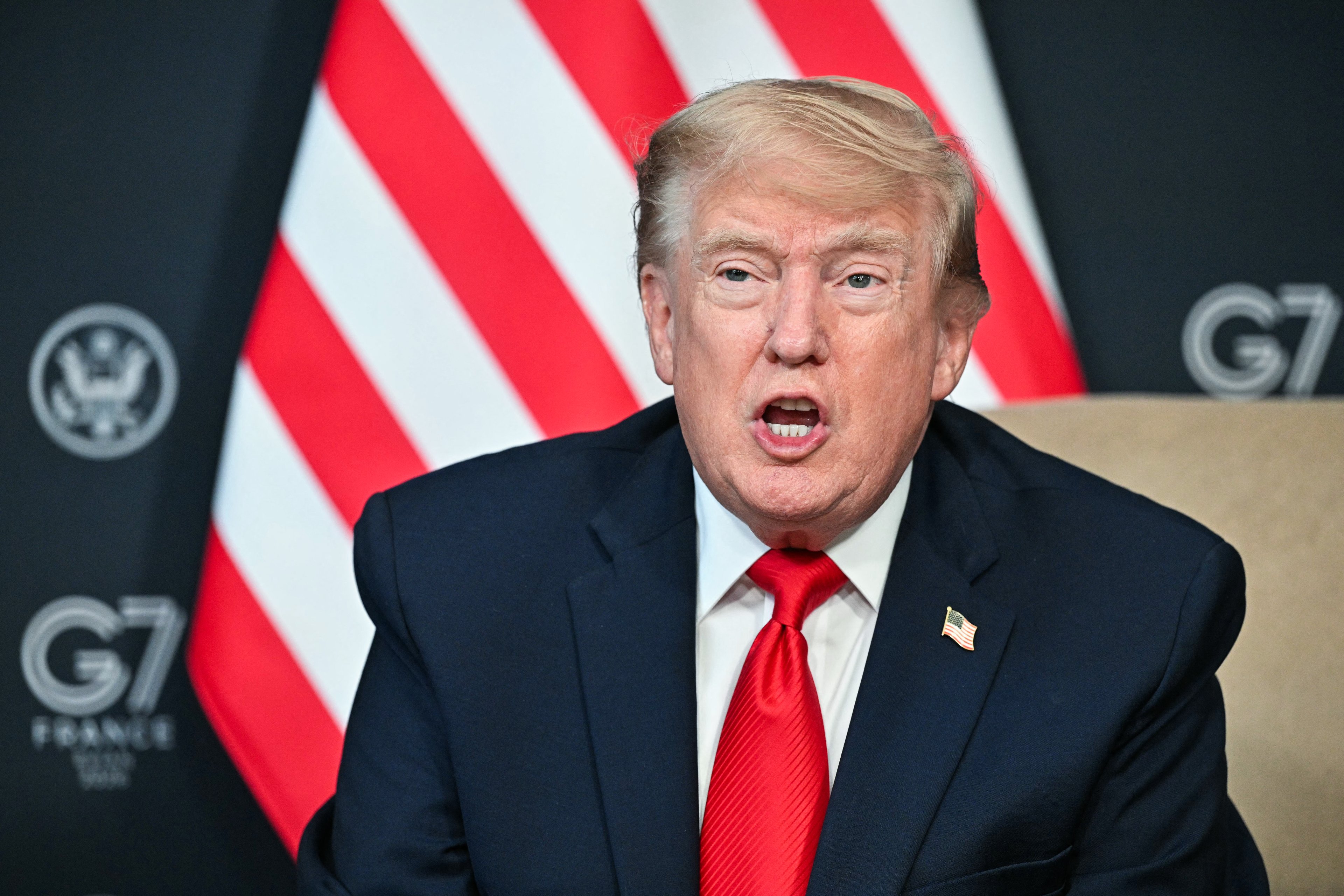 Trump recomenda à Síria que enfrente o Hezbollah e critica ações de Israel no Líbano