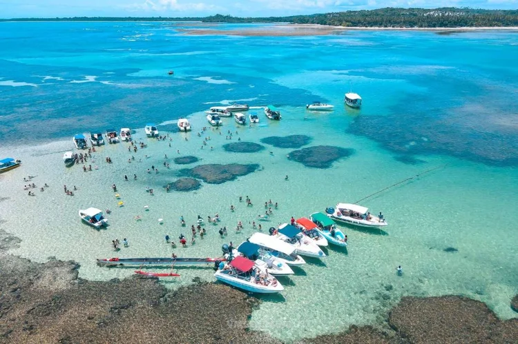 Turismo pelas águas: 5 refúgios brasileiros acessíveis apenas de barco