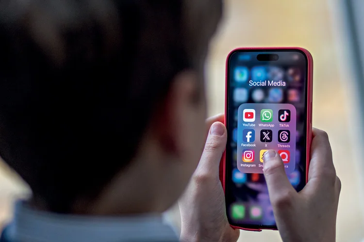 Turquia se prepara para vetar redes sociais a menores de 18 anos