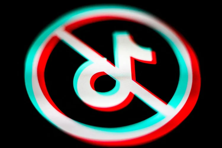 UE acusa TikTok de violar lei digital por design considerado 'viciante'