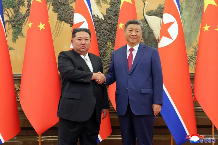 Um recomeço com Pyongyang: por que Xi Jinping está na Coreia do Norte?