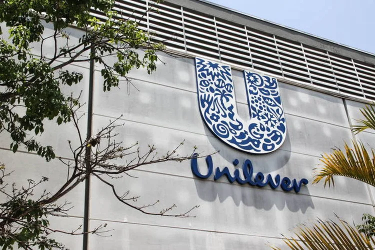 Unilever e Kraft Heinz encerram negociações por fusão bilionária