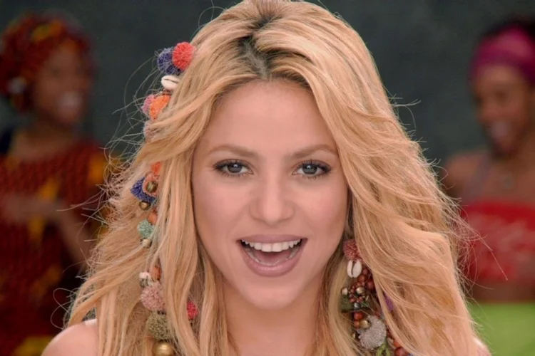 Vai ao show da Shakira? Veja como blindar celular e apps bancários