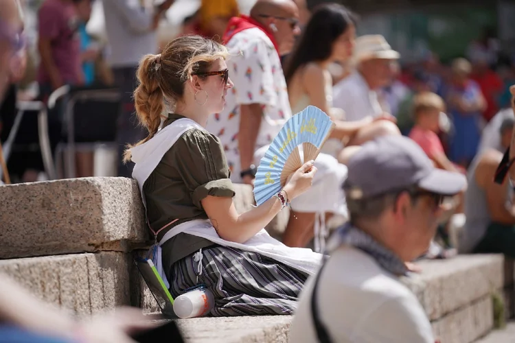Vai para a Europa neste verão? Veja o que fazer (e evitar) com o calor