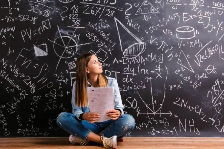 Vale a pena fazer graduação de Economia em 2027?