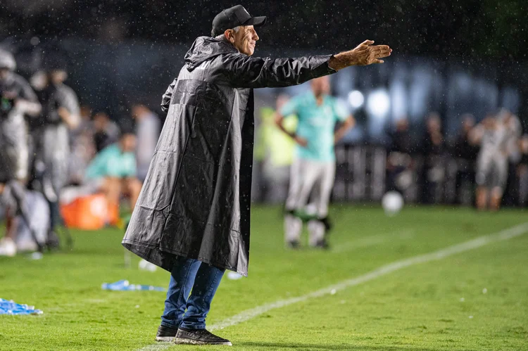 Vasco x Fluminense: horário, onde assistir e prováveis escalações