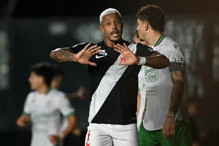 Vasco x São Paulo: horário, onde assistir e prováveis escalações