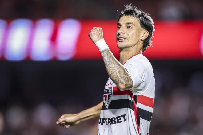 Vitória x São Paulo: horário, onde assistir e prováveis escalações