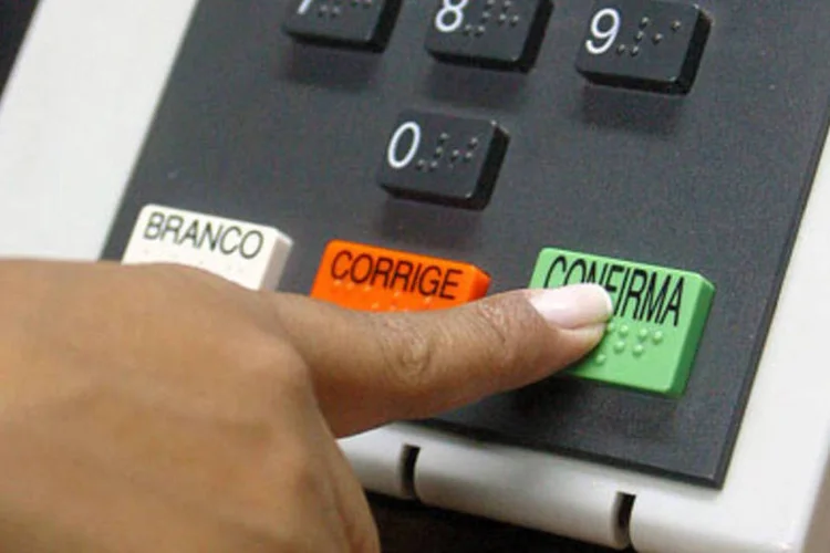 Voto em branco e voto nulo: entenda a diferença e a função de cada um