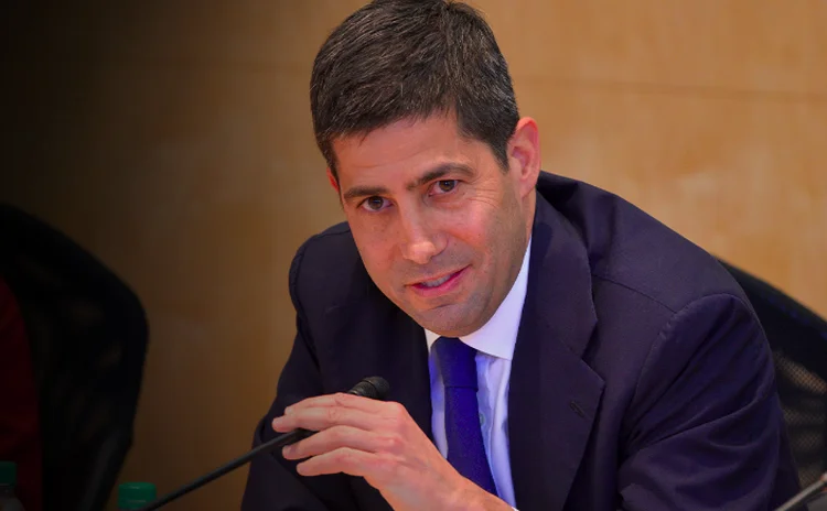 Warsh na presidência do Fed: o que ele realmente pensa sobre os juros